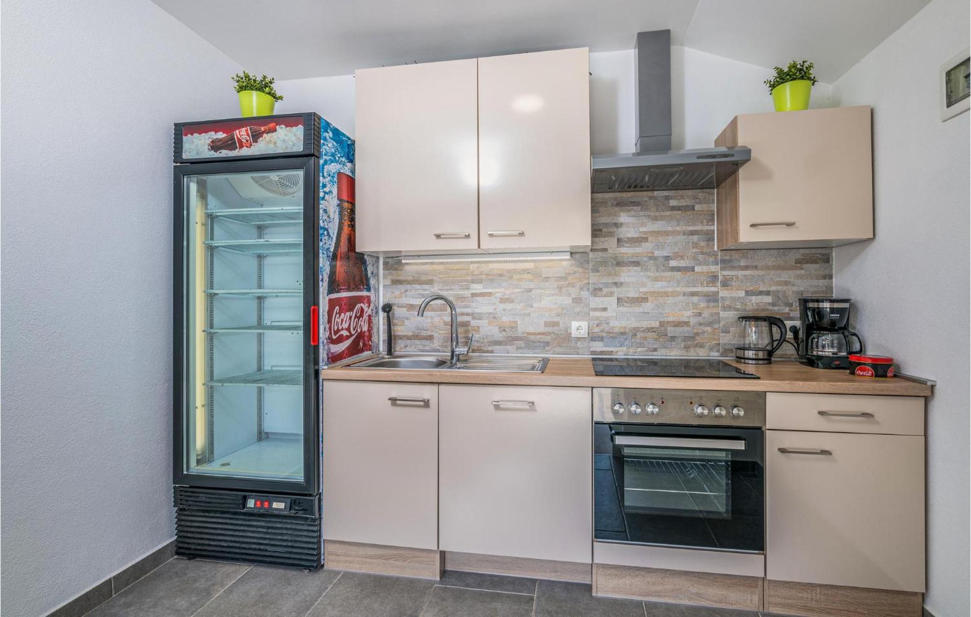 Awesome apartment in Krk with 1 Bedrooms&WiFi Punat Buitenkant foto